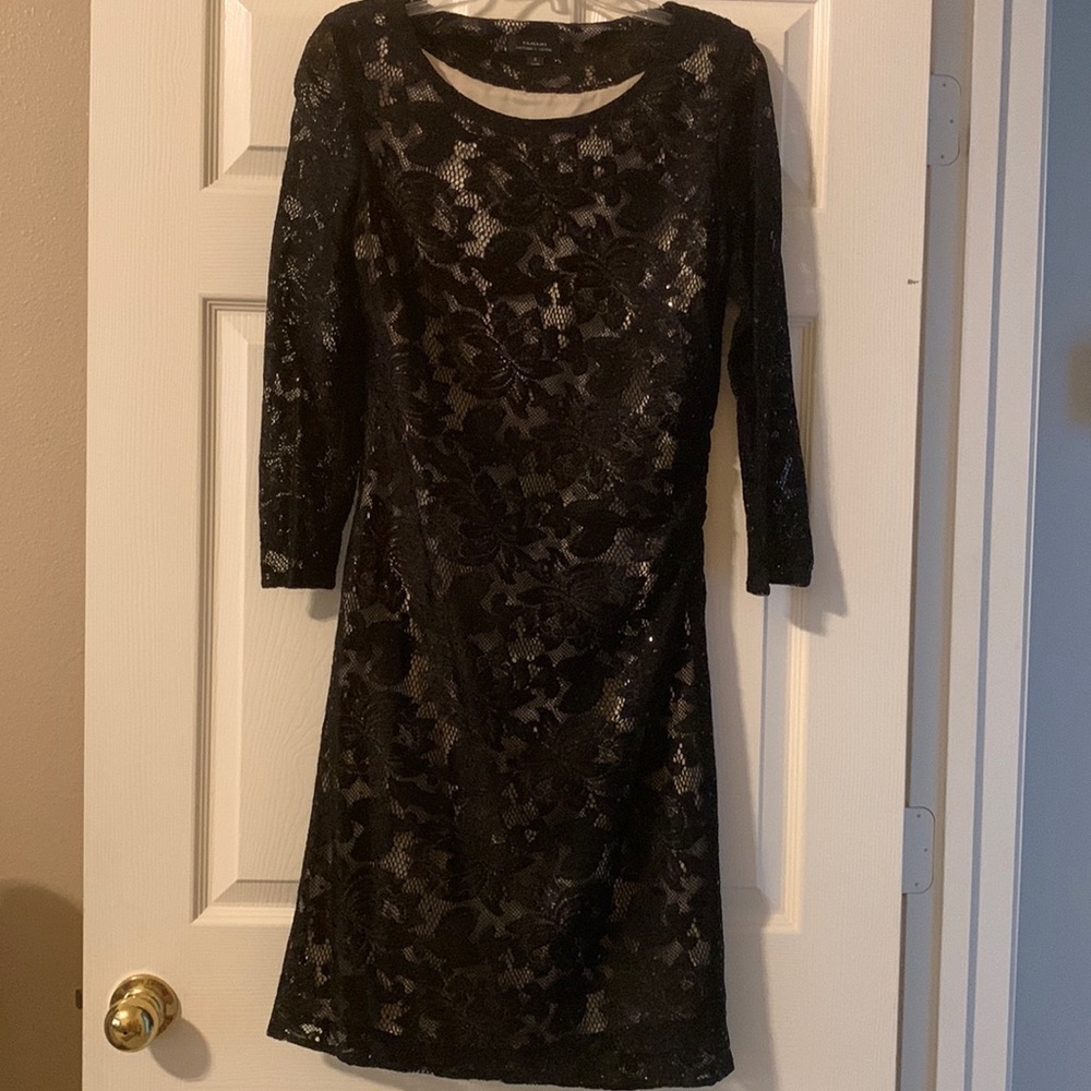 Fitted lace dress